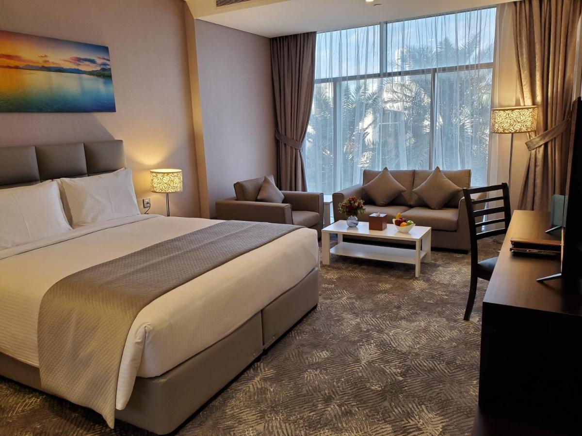 Al Kout Beach Hotel Kuwait City Exterior foto